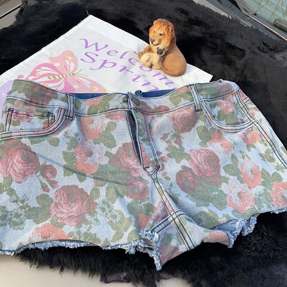 Flip Side Dual Frayed Denim Jean Shorts 2 Shorts in 1 Blue Ombré or Floral 17 - Picture 12 of 14